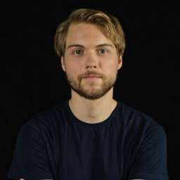 Headshot_Emil_Lietzin_Houlind.jpg